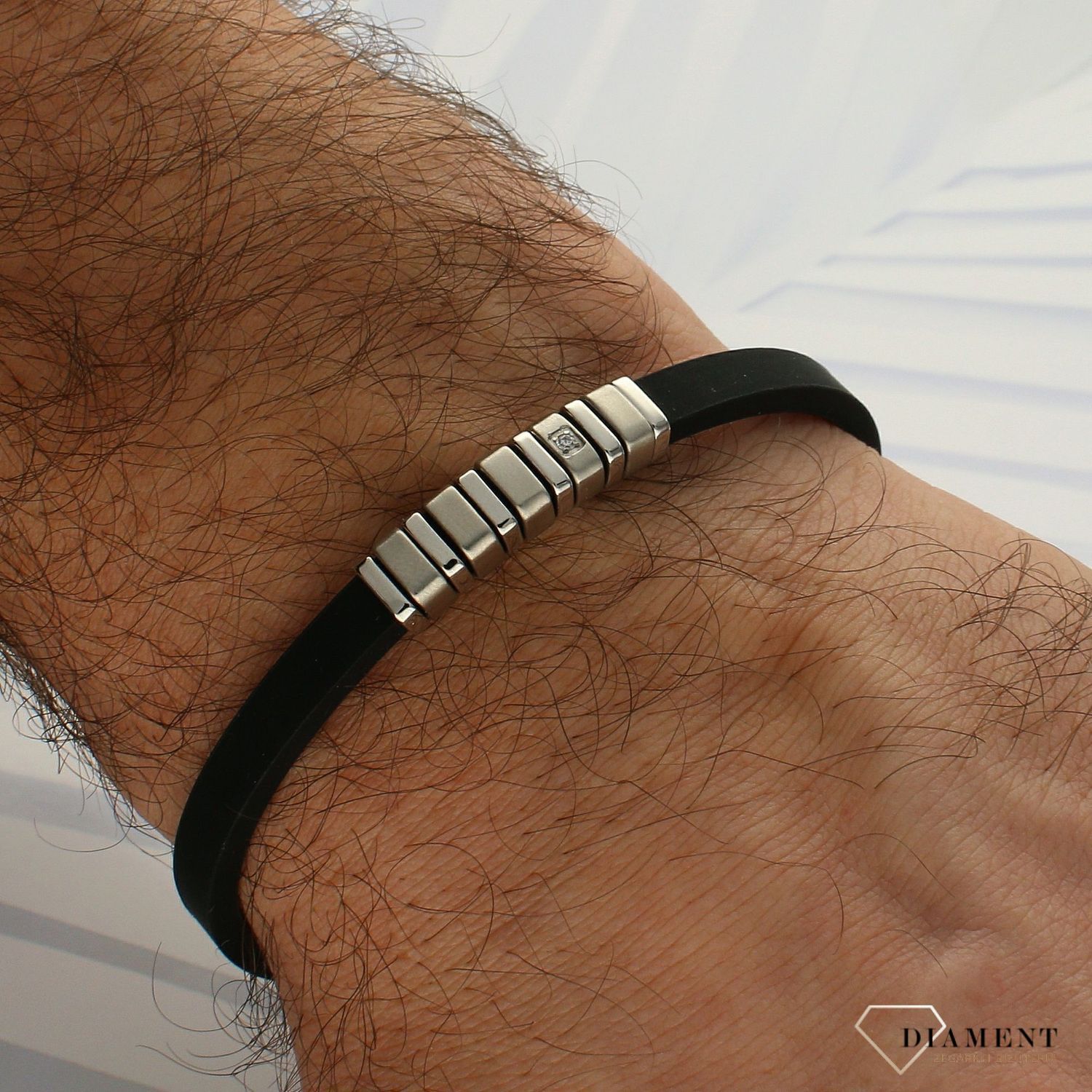 Bransoletka męska Nomination kauczuk z biała cyrkonią z kolekcji CIty 028804 001. Bransoletka w kolorze czarnym wykonana z kauczuku i stali szlachetnej 316L (2).jpg